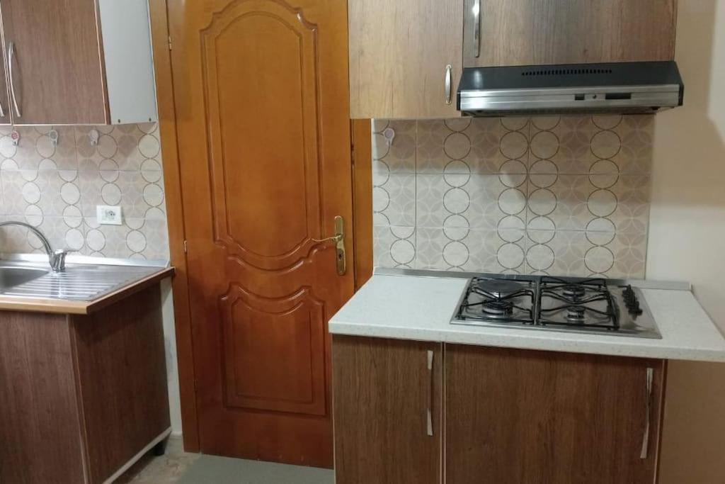 Pazari_Ri_Studio Lägenhet Tirana Exteriör bild