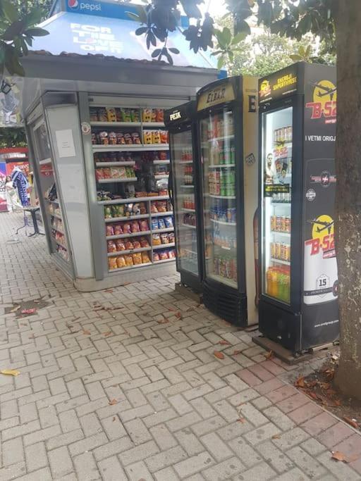 Pazari_Ri_Studio Lägenhet Tirana Exteriör bild